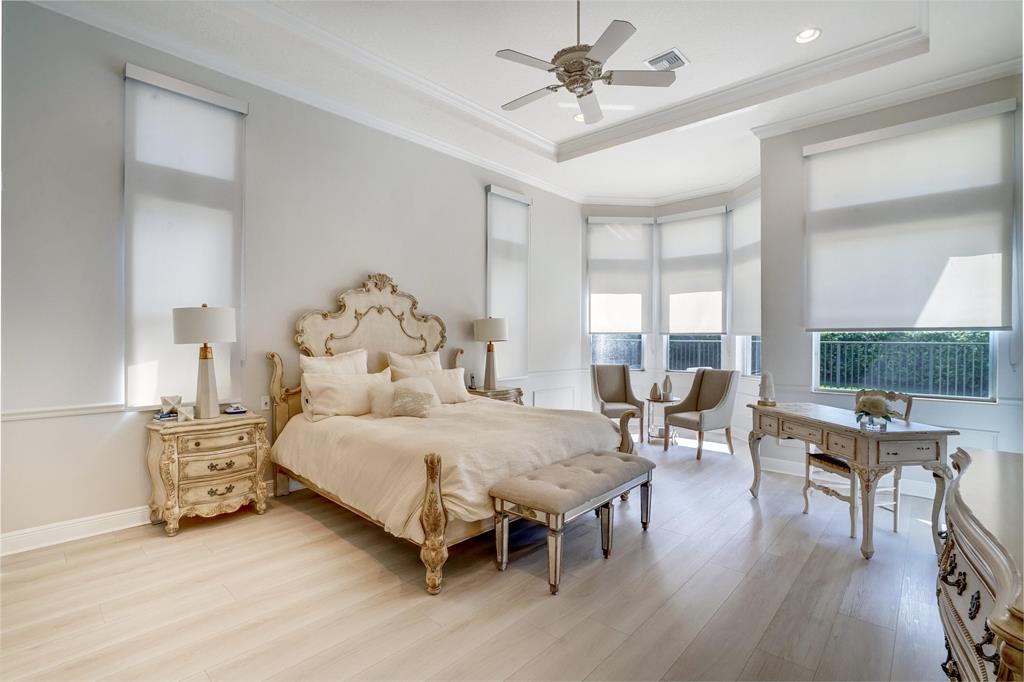 Mizner Country Club - Residential