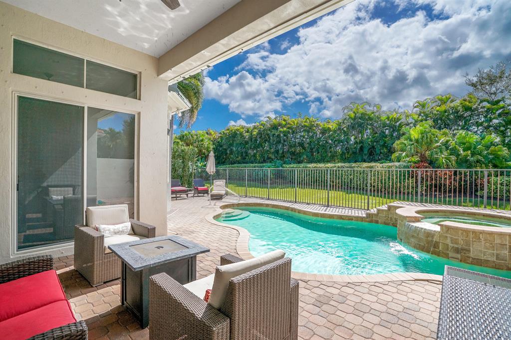 Mizner Country Club - Residential