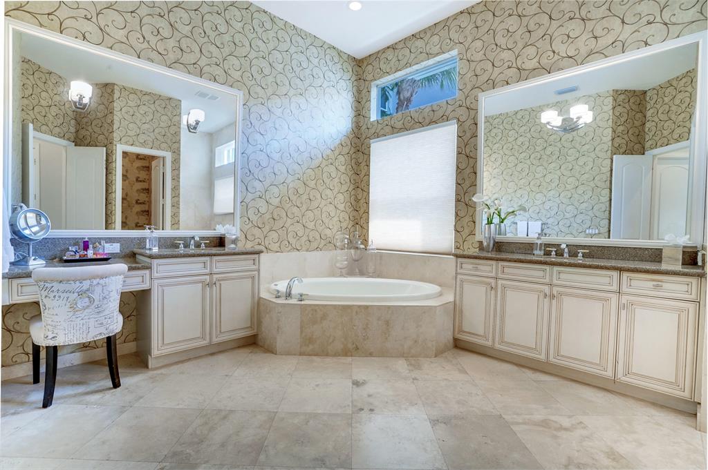 Mizner Country Club - Residential