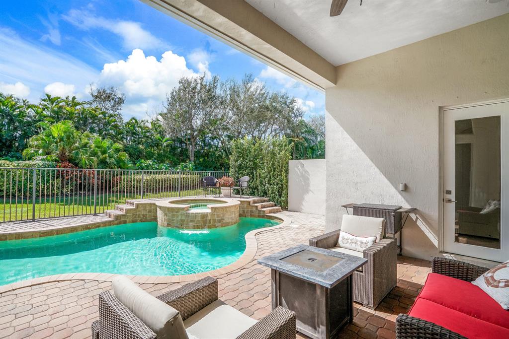 Mizner Country Club - Residential