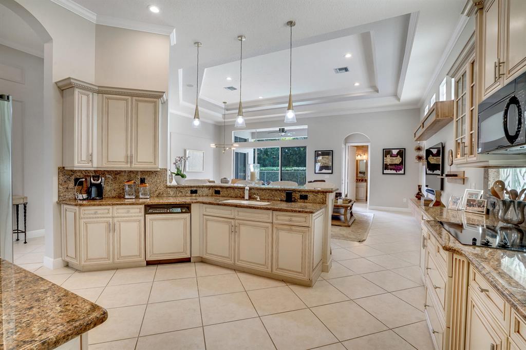 Mizner Country Club - Residential