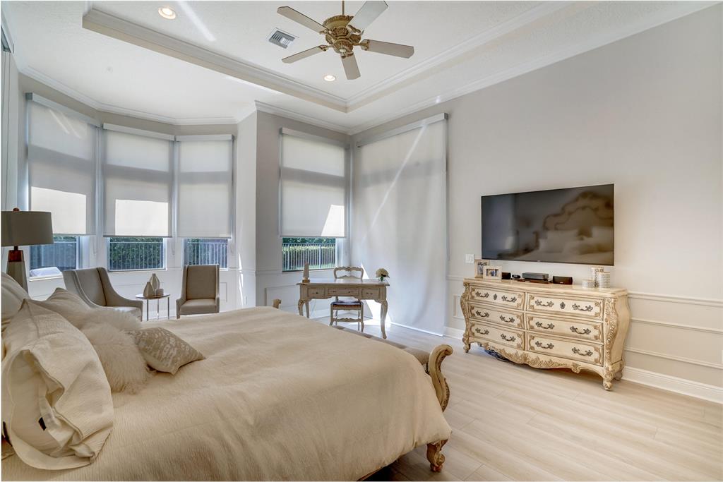 Mizner Country Club - Residential