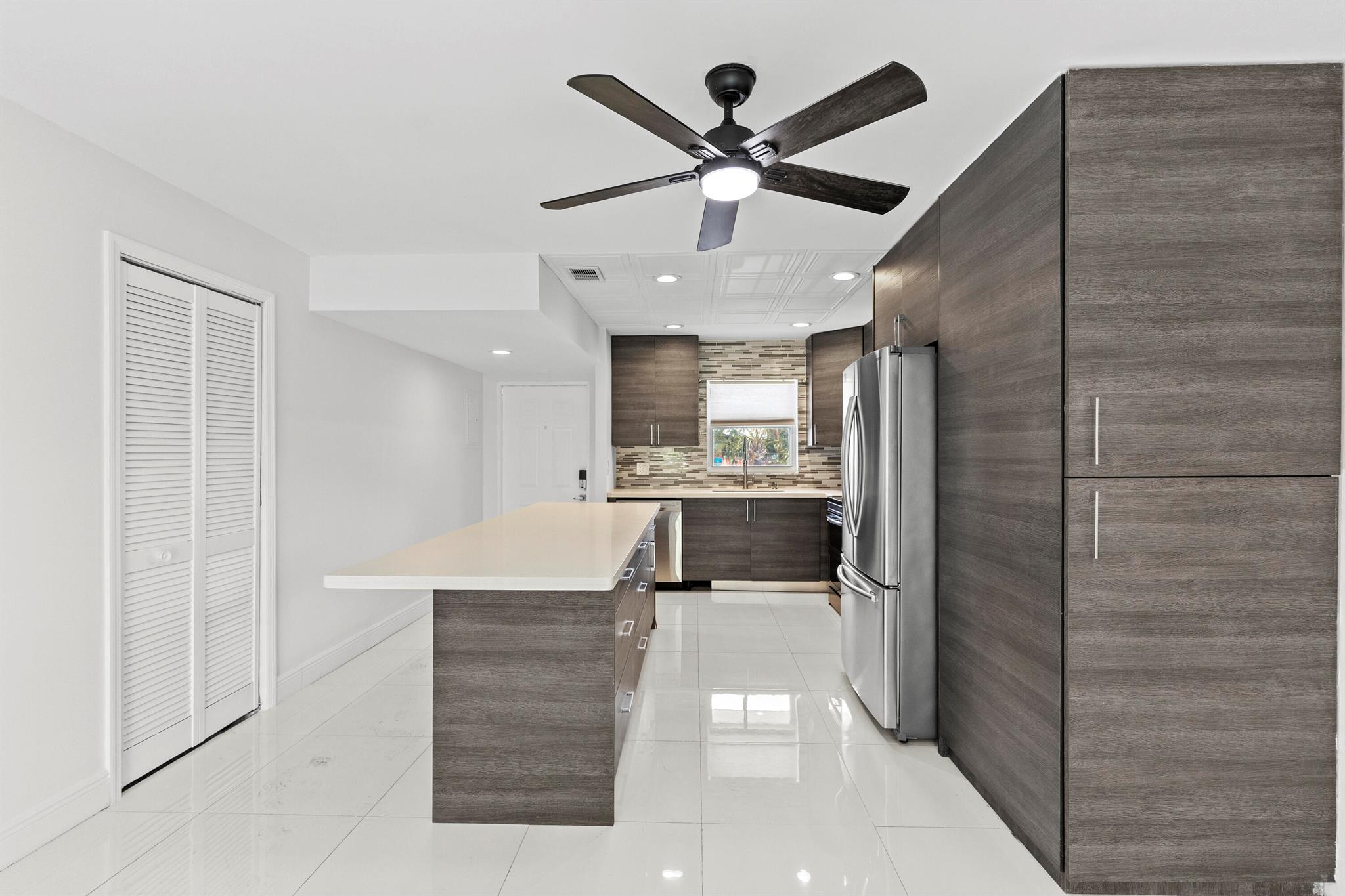 809 W Oakland Park Boulevard K12