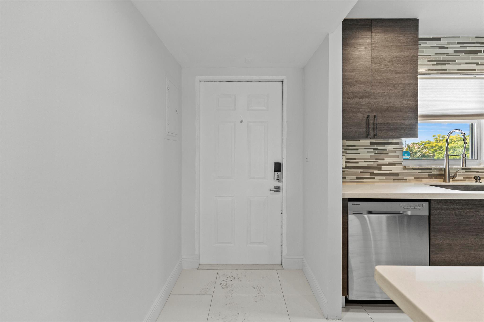 RACQUET CLUB - Residential