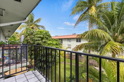 Tiny photo for 809 W Oakland Park Boulevard #K12, Oakland Park, FL 33311 (MLS # R11139539)
