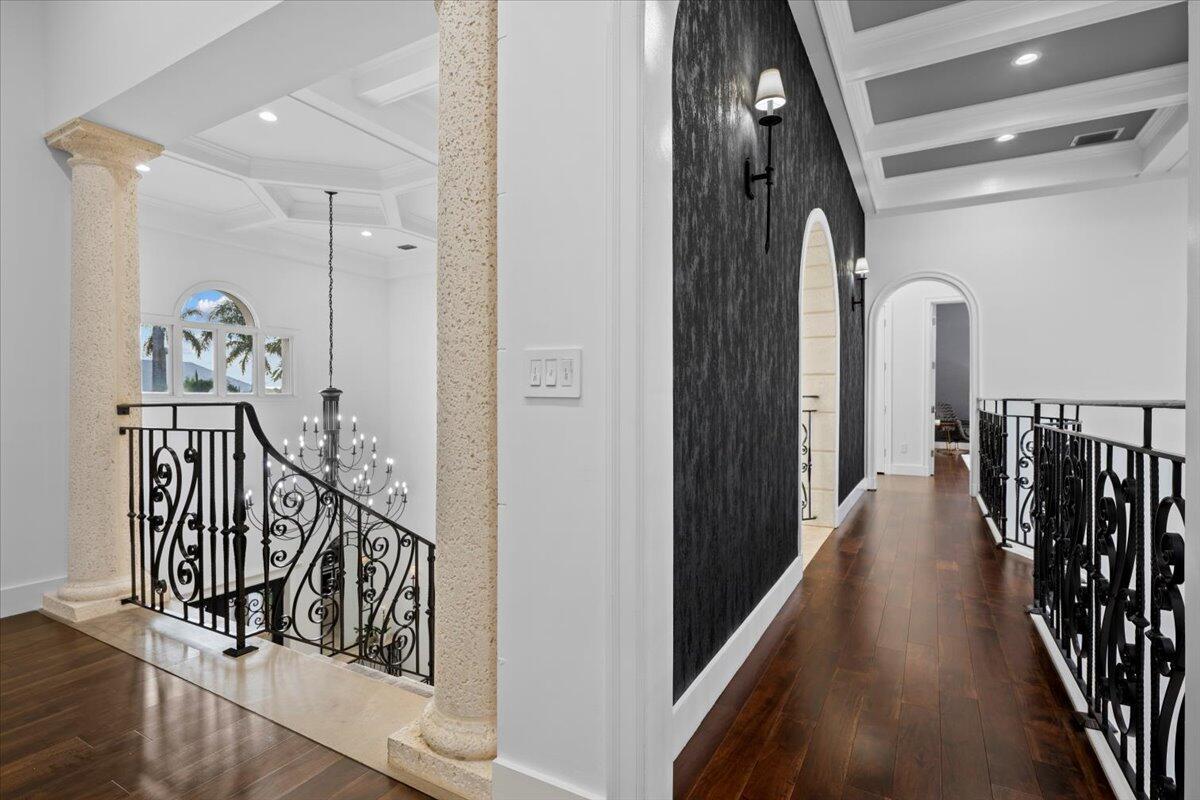 KENSINGTON - Residential