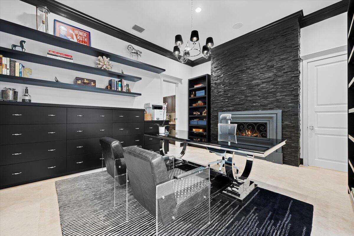 KENSINGTON - Residential