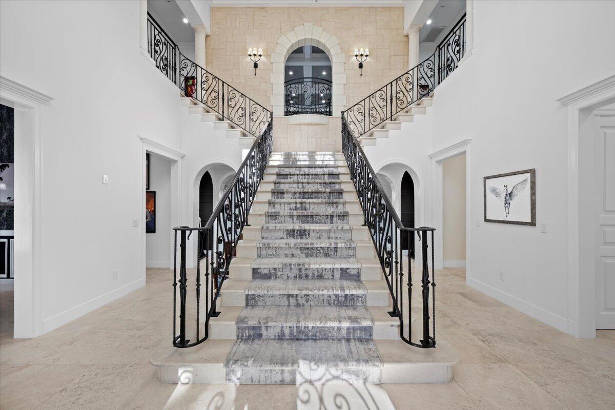 KENSINGTON - Residential