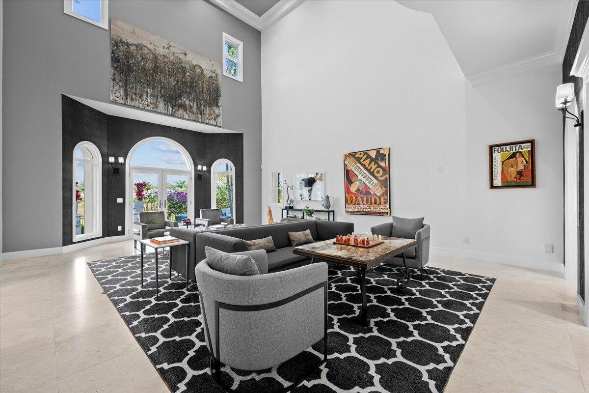 KENSINGTON - Residential