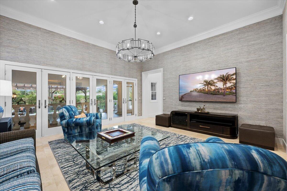 KENSINGTON - Residential