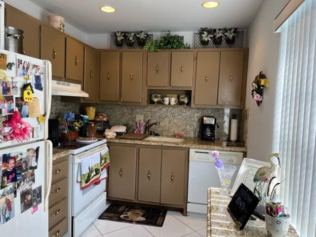 KINGS POINT FLANDERS CONDOS - Residential