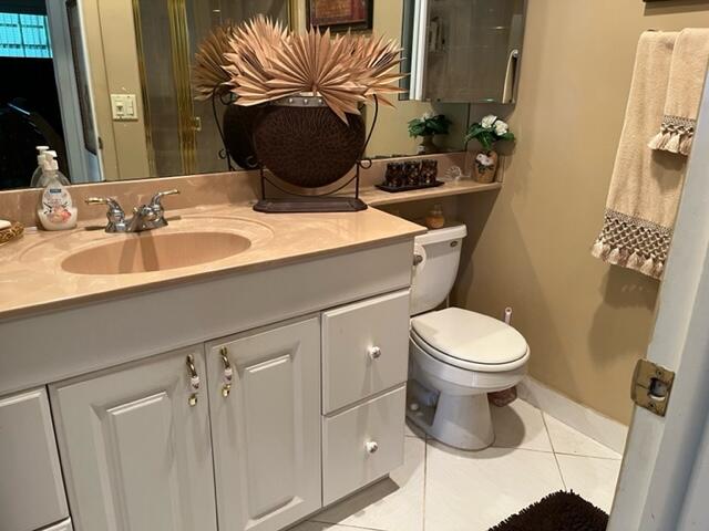 KINGS POINT FLANDERS CONDOS - Residential