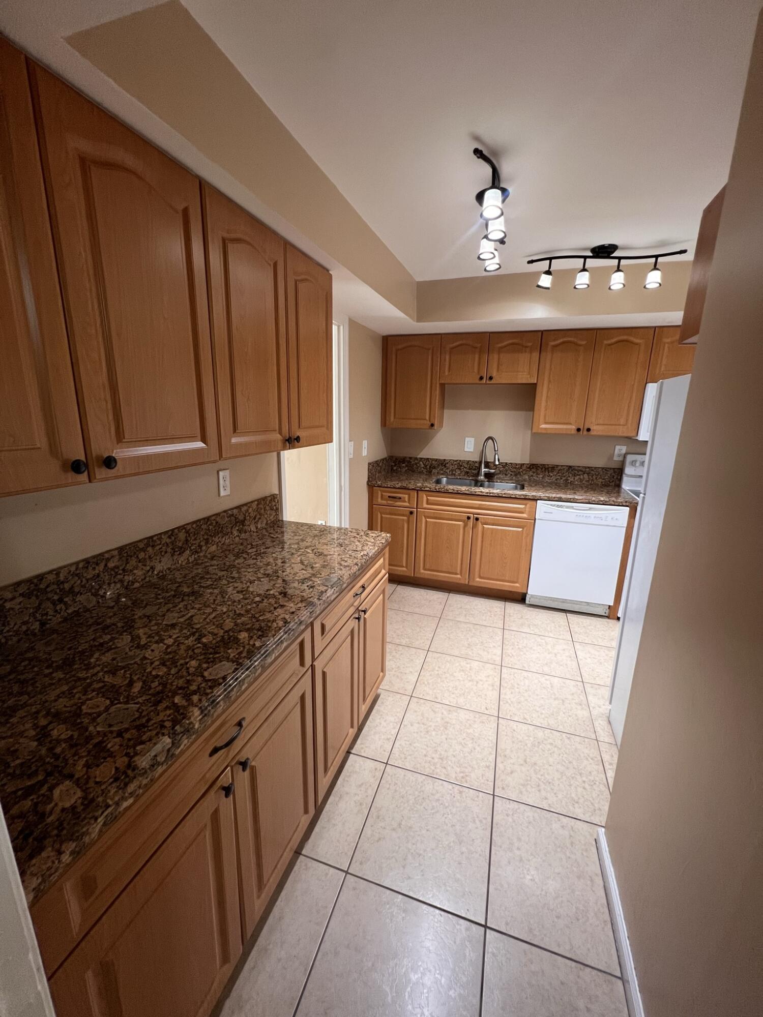 SPRINGS COLONY CLUB - Residential
