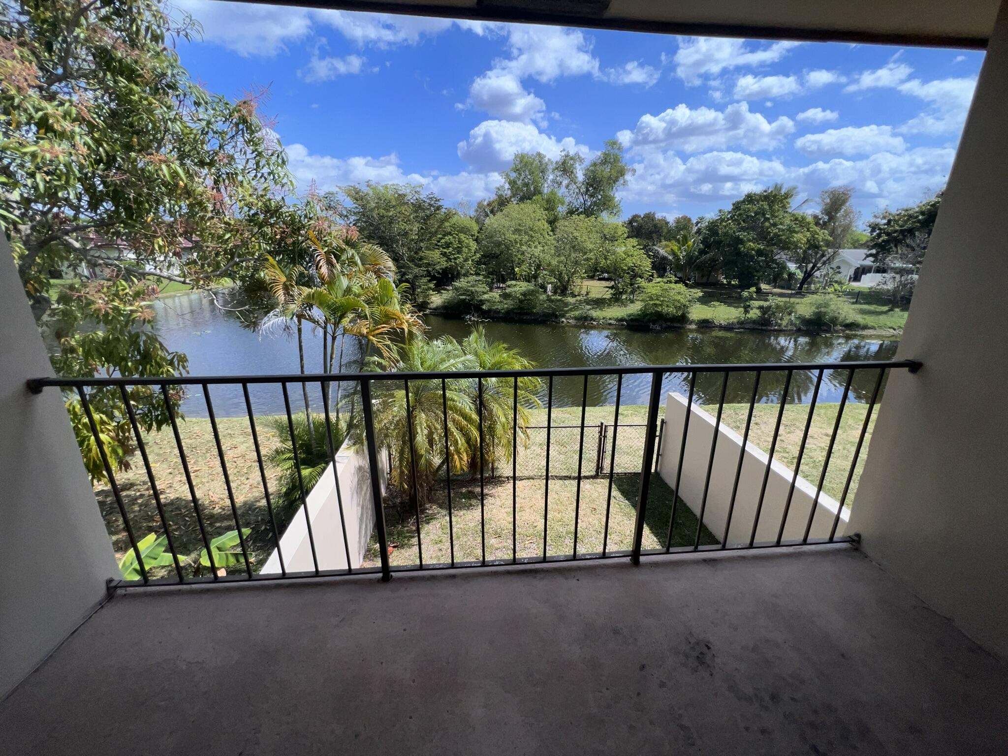 SPRINGS COLONY CLUB - Residential