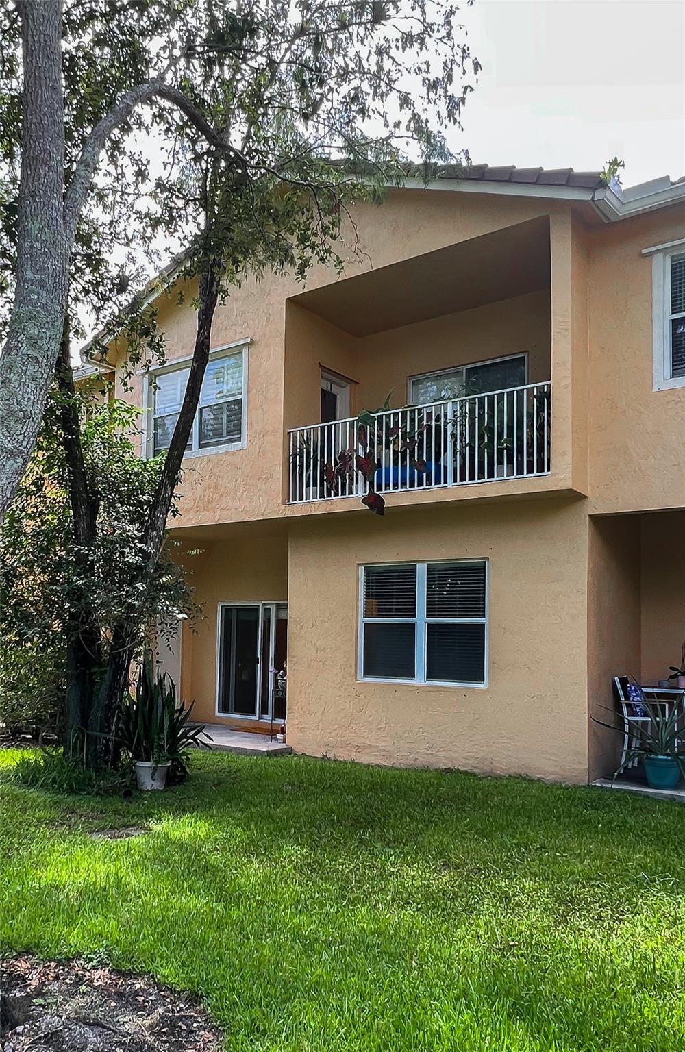 Crestwood At Carolina - Residential Lease