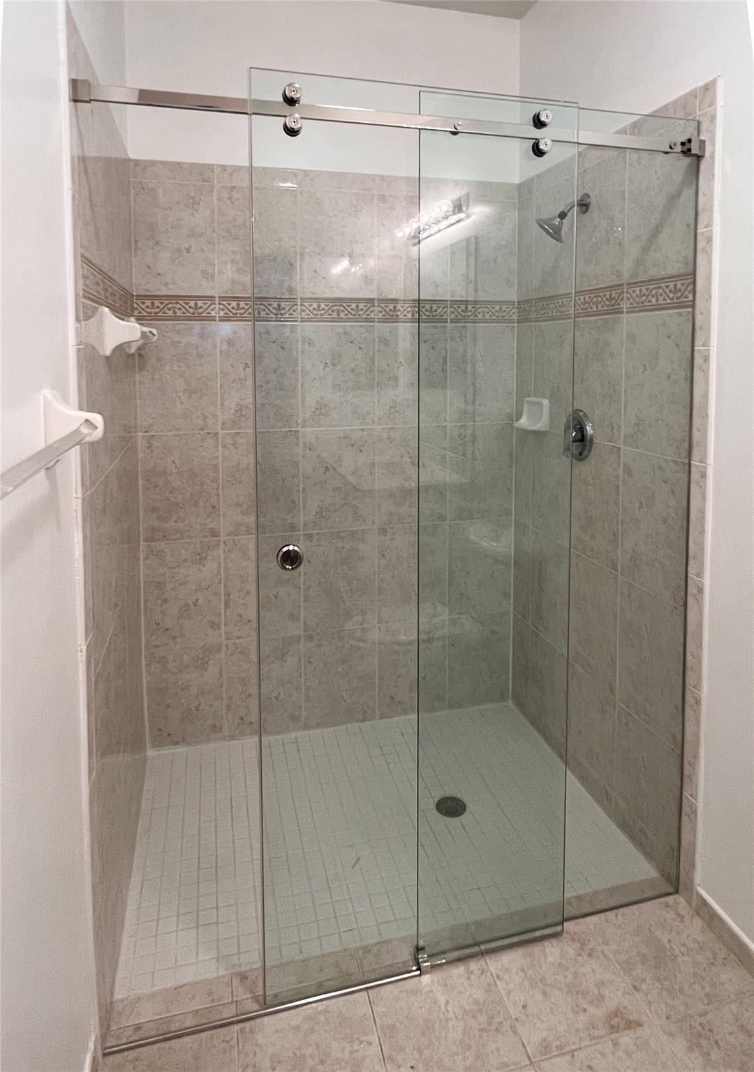 Crestwood At Carolina - Residential Lease