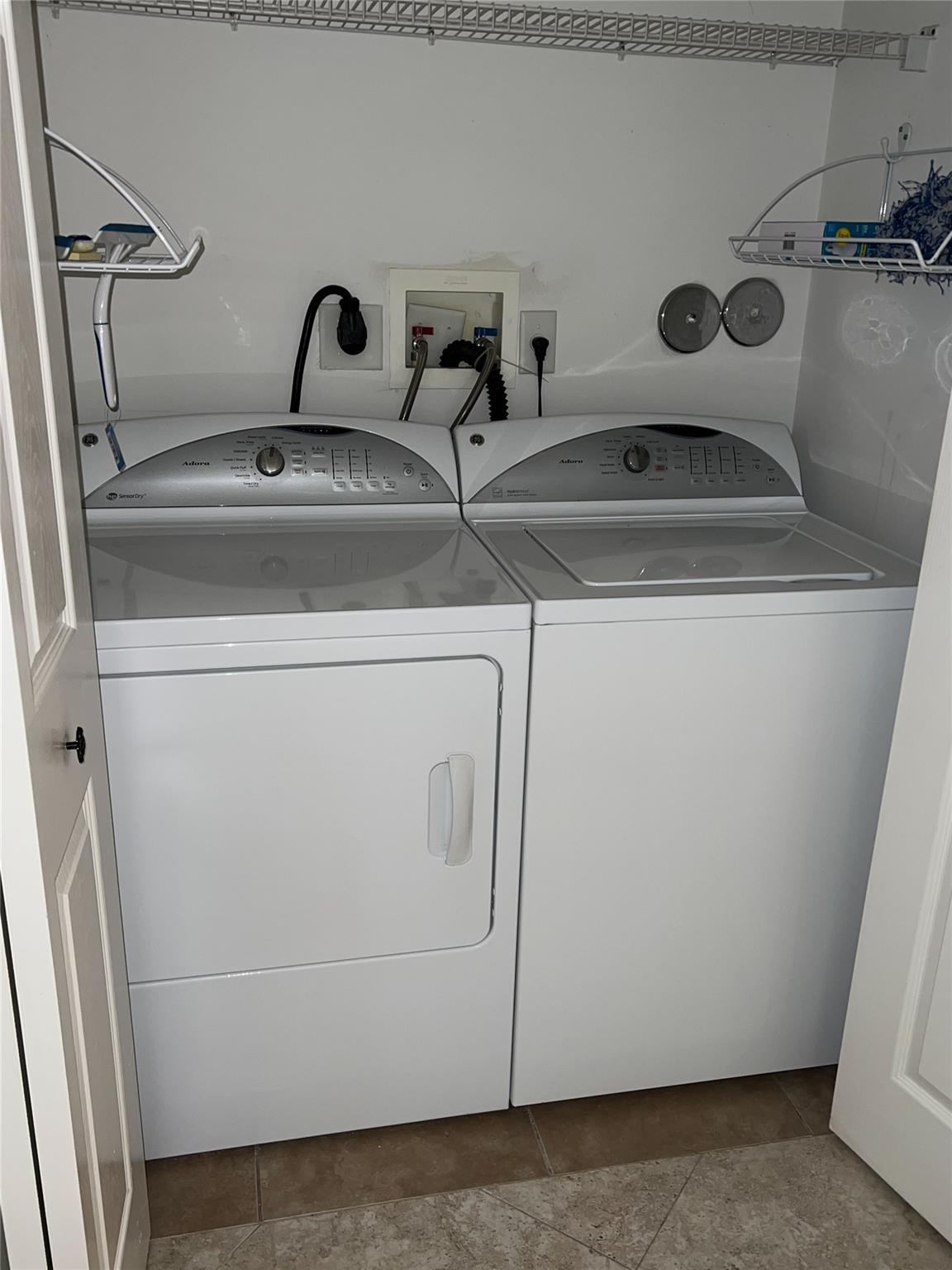 Crestwood At Carolina - Residential Lease