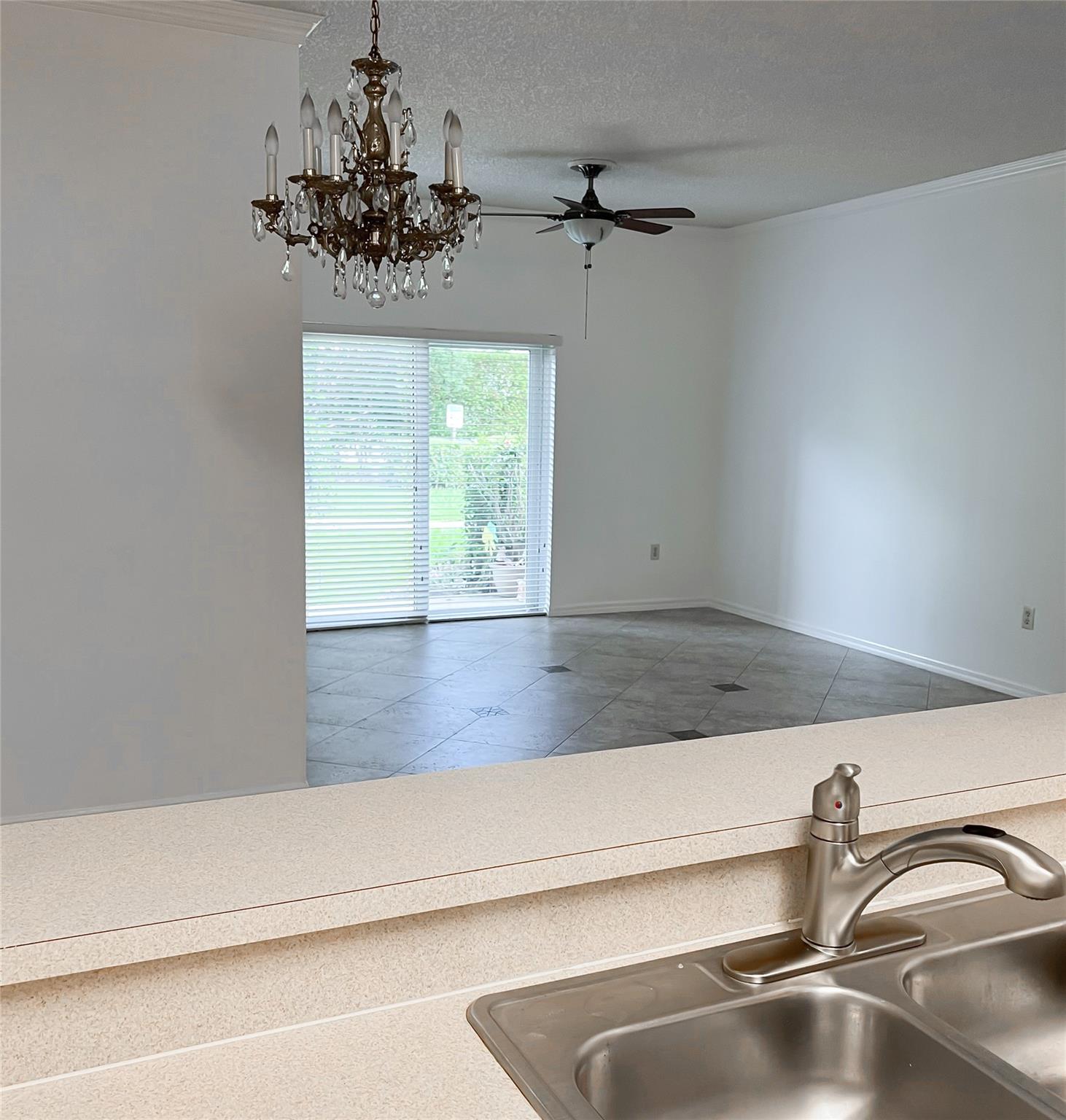 Crestwood At Carolina - Residential Lease