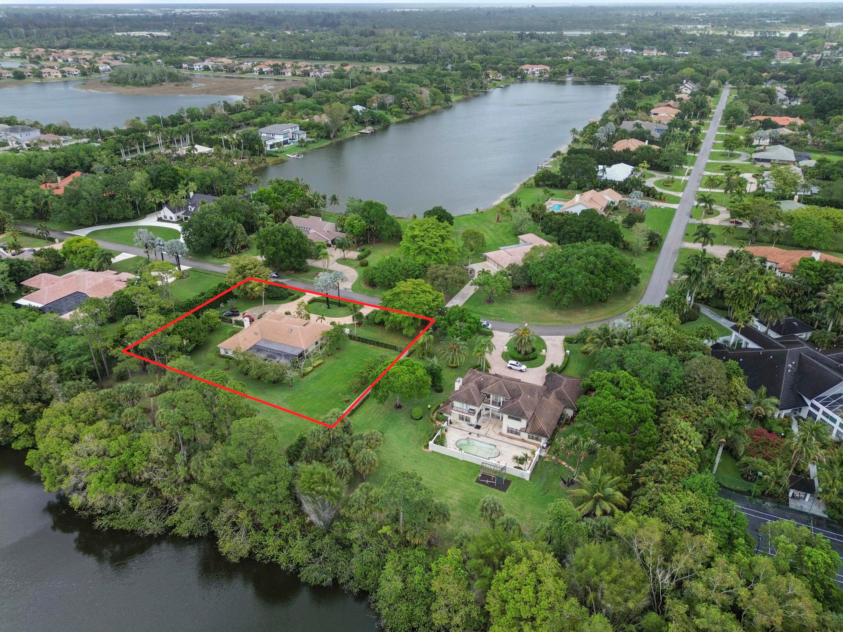 BANYAN ESTATES - Residential