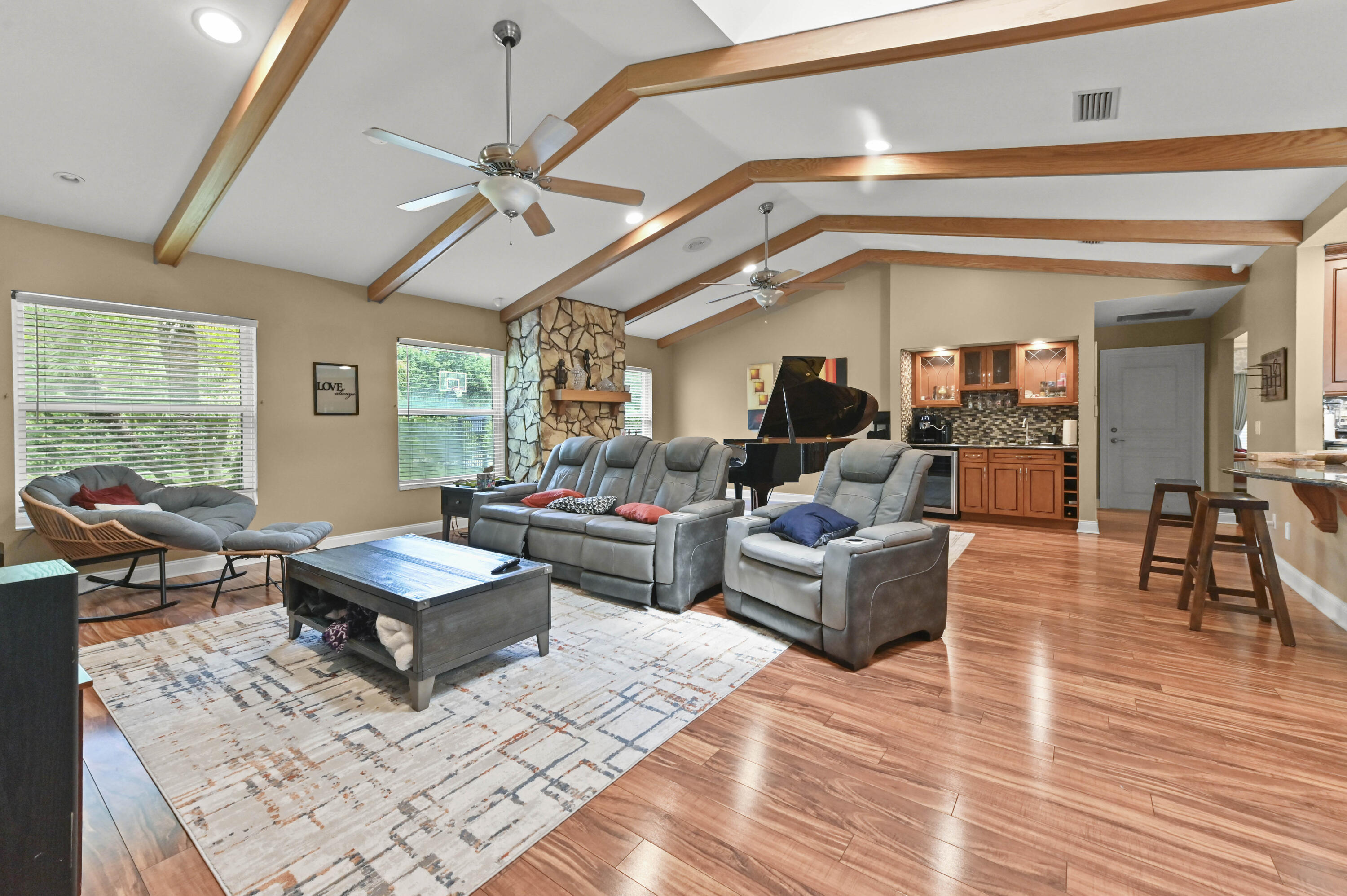 BANYAN ESTATES - Residential