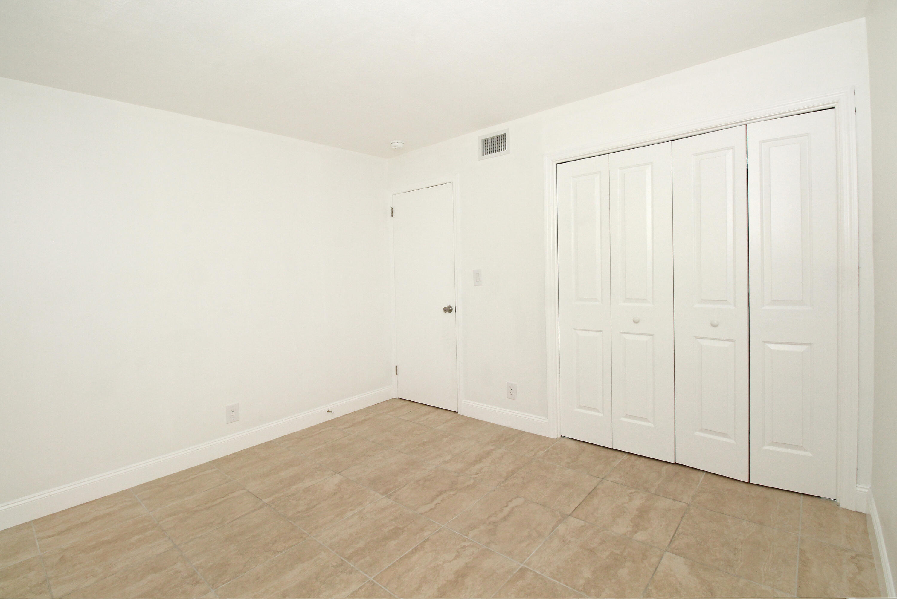KELSEY CITY IN PB 8 PGS 15 TO 18, 23, 27 & 34 TO 3 - Residential Lease