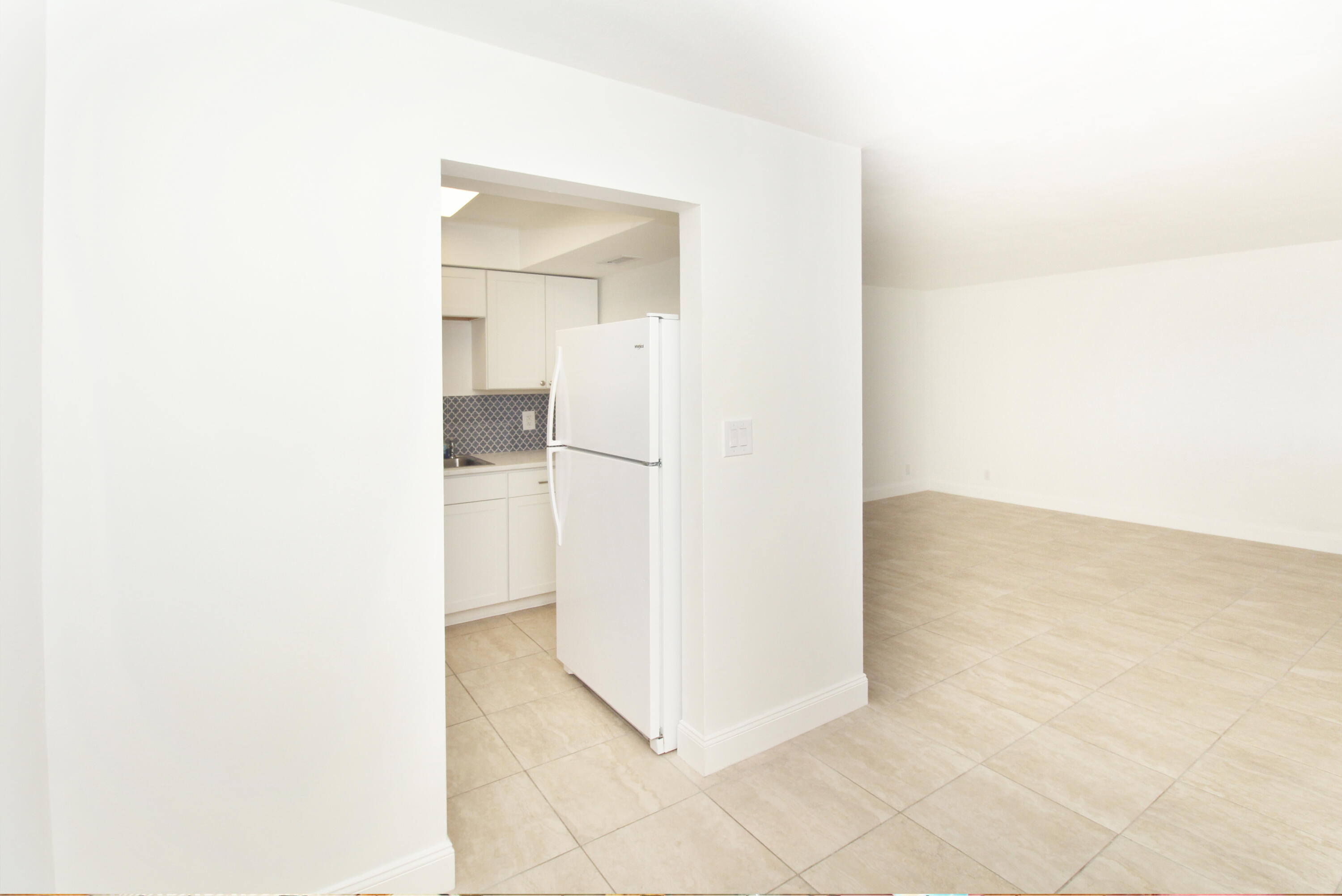 KELSEY CITY IN PB 8 PGS 15 TO 18, 23, 27 & 34 TO 3 - Residential Lease