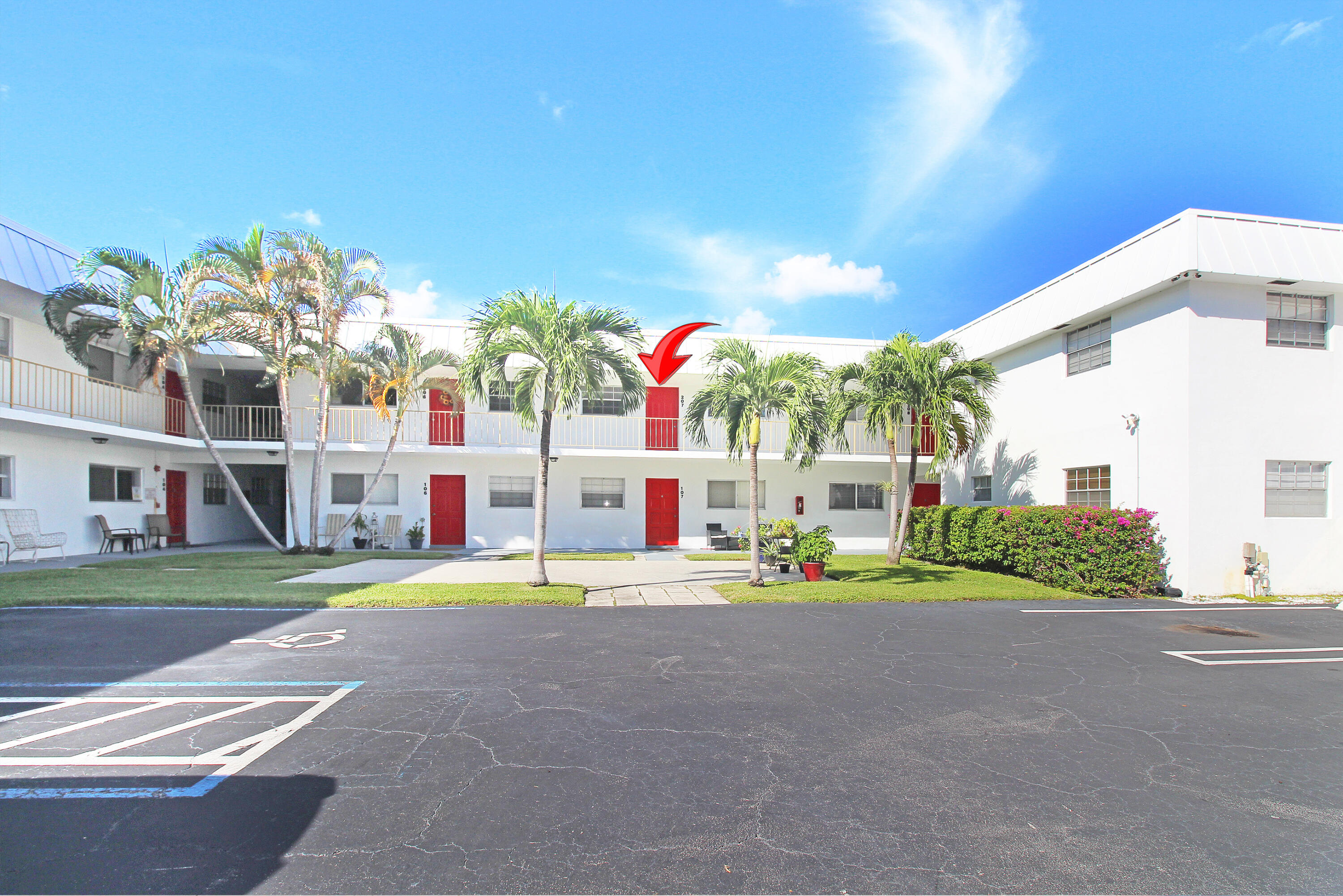 KELSEY CITY IN PB 8 PGS 15 TO 18, 23, 27 & 34 TO 3 - Residential Lease