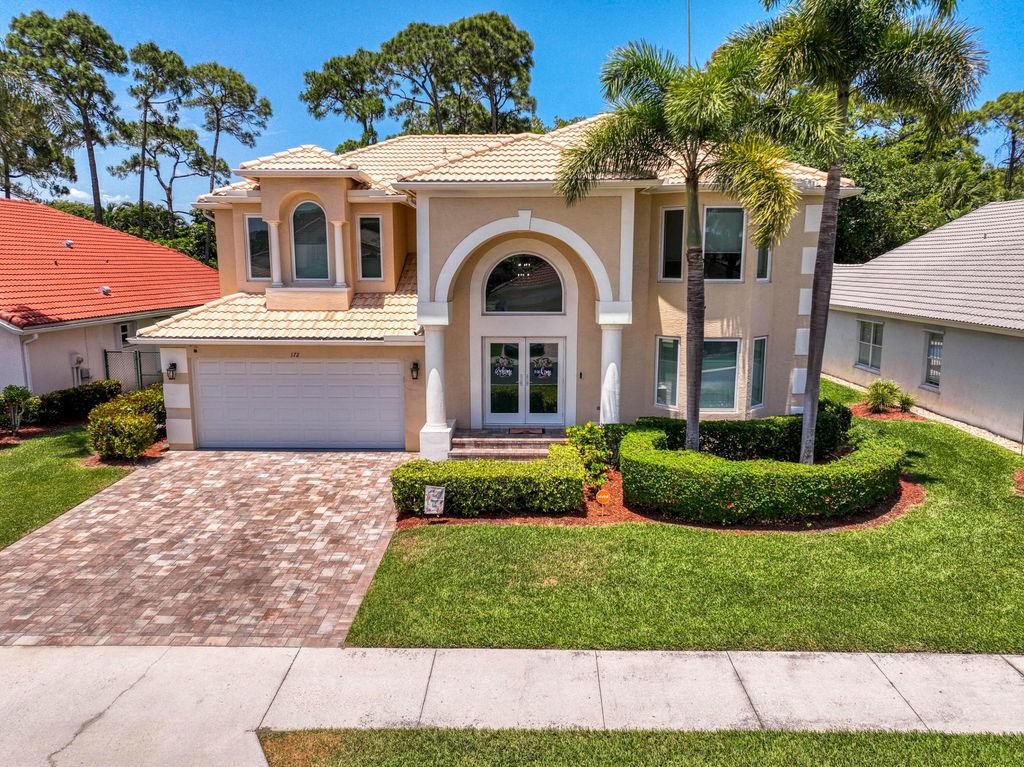 Photo of 172 Bent Tree Drive, Palm Beach Gardens, FL 33418 (MLS # R11160742)