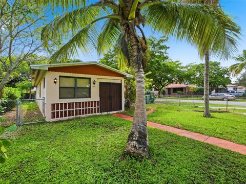 Photo of 1090 NW 123rd St, North Miami, FL 33168 (MLS # F10533357) Photo of 1090 NW 123rd St, North Miami, FL 33168 (MLS # F10533357)