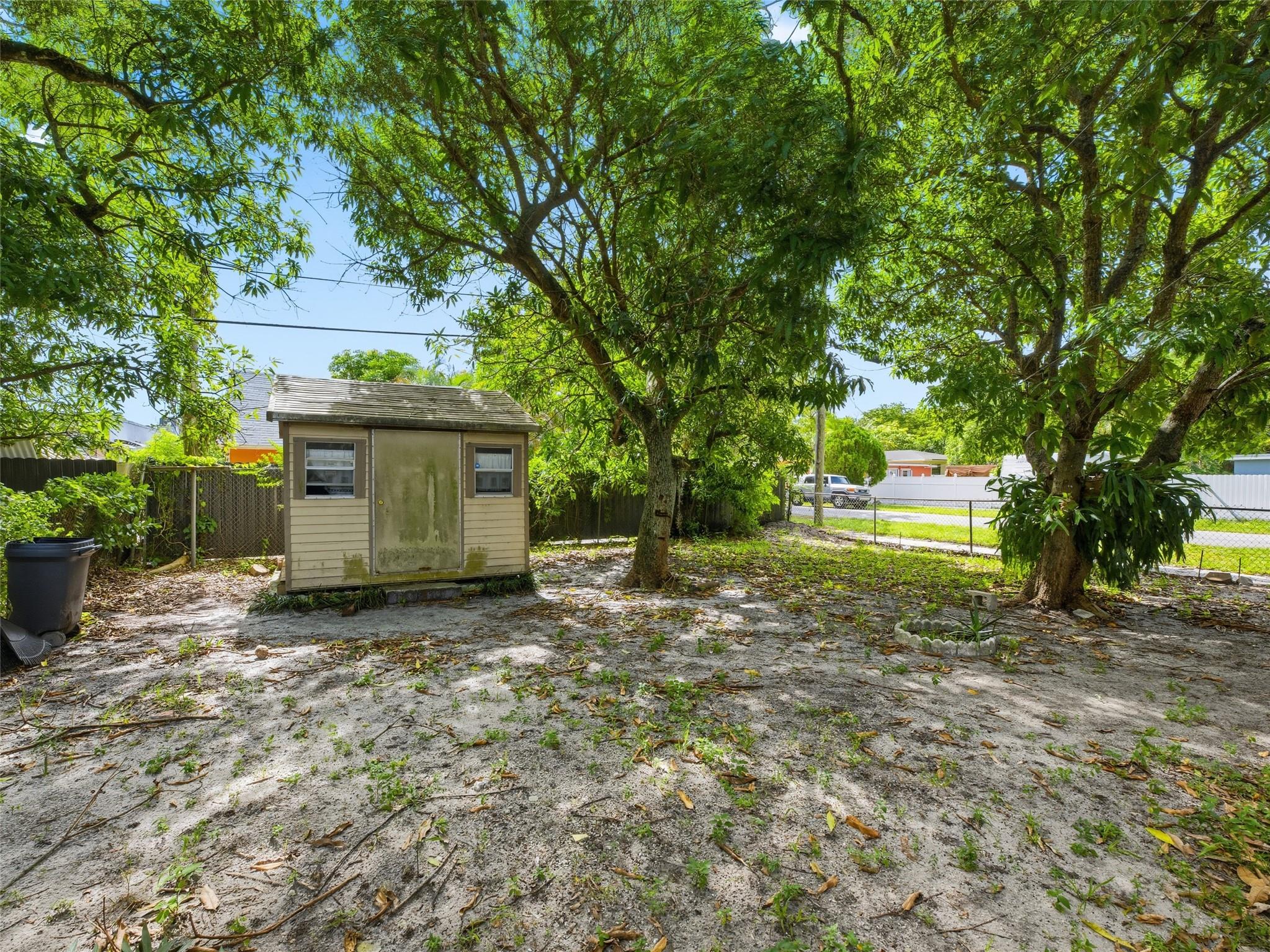 Sunkist Grove - Residential