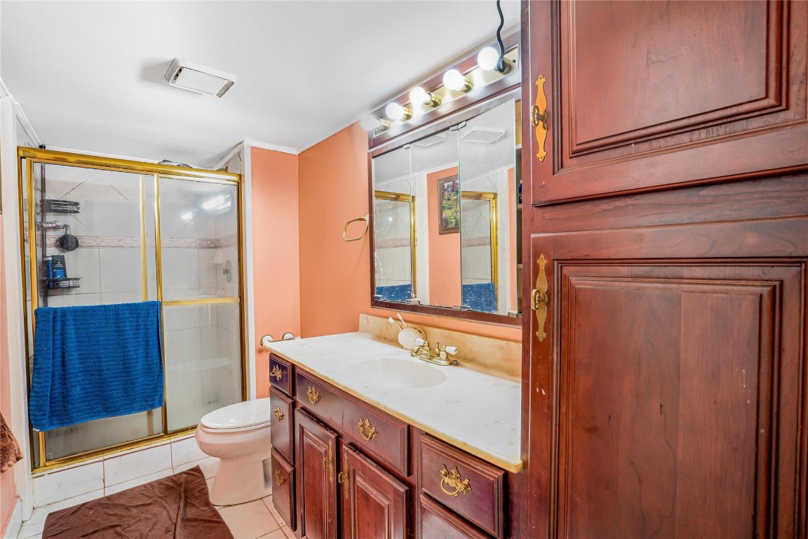 EVERGREEN LAKES - Residential