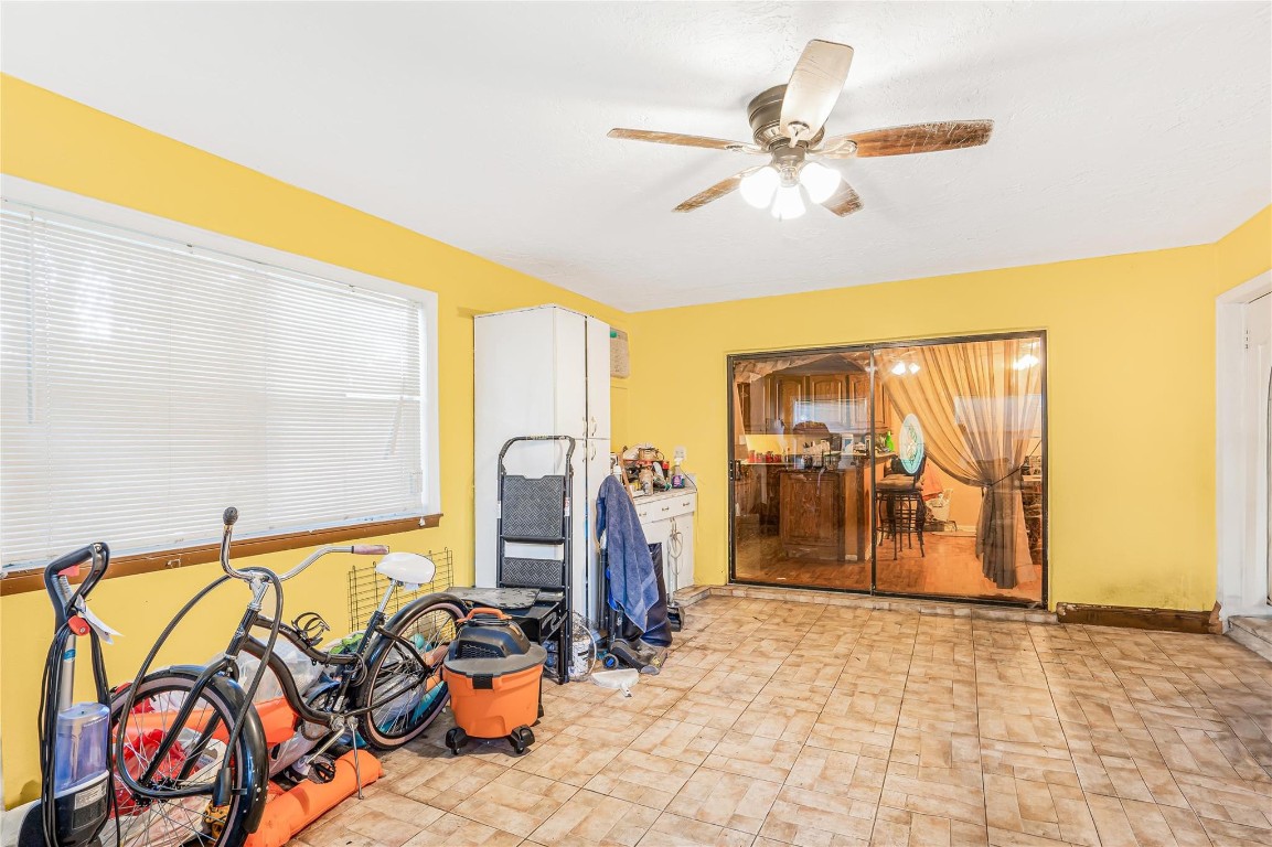 EVERGREEN LAKES - Residential