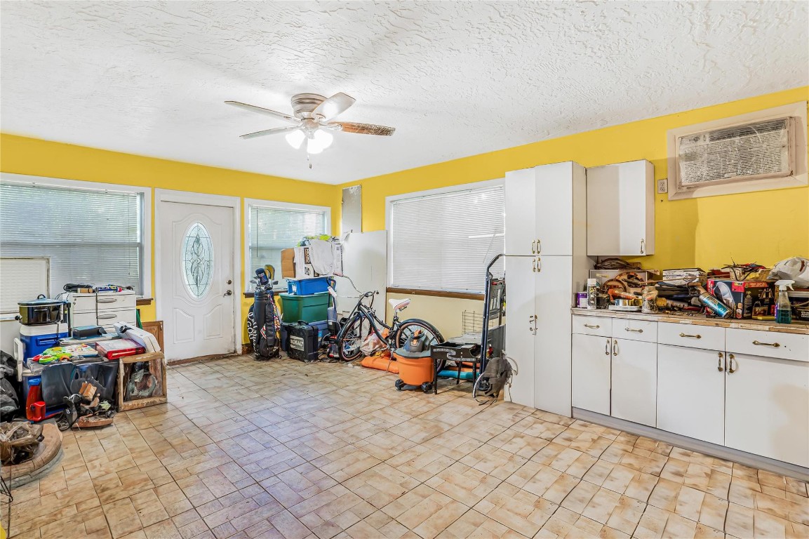EVERGREEN LAKES - Residential