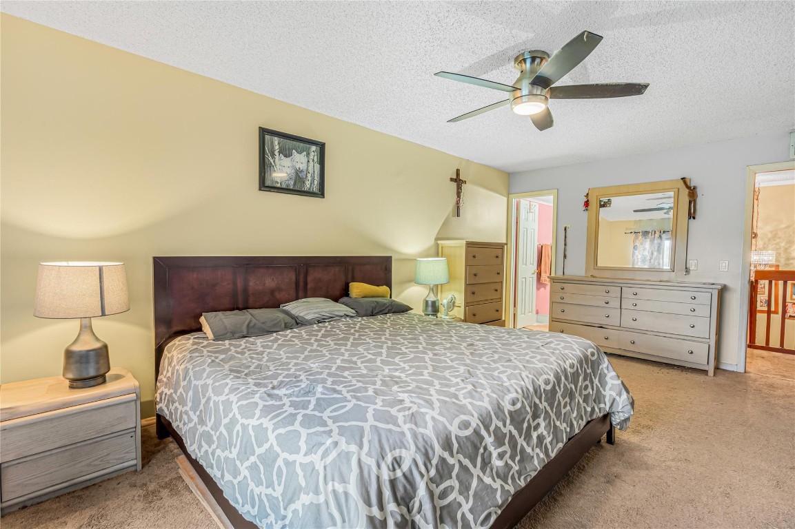EVERGREEN LAKES - Residential