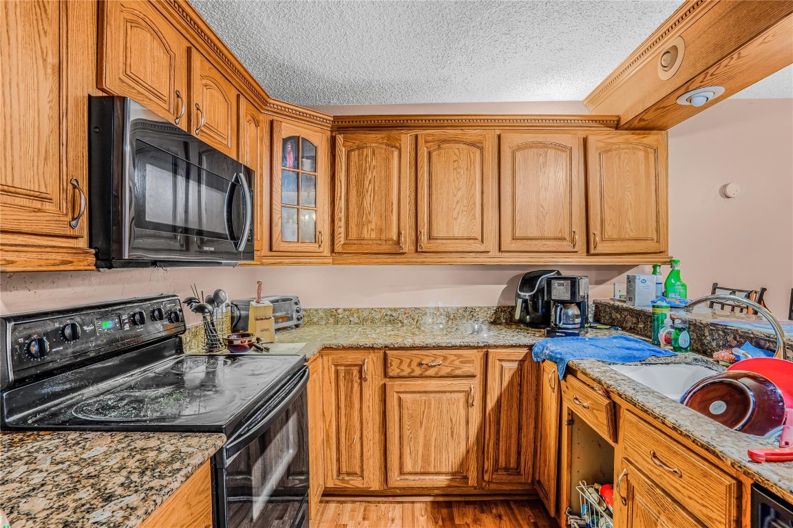 EVERGREEN LAKES - Residential