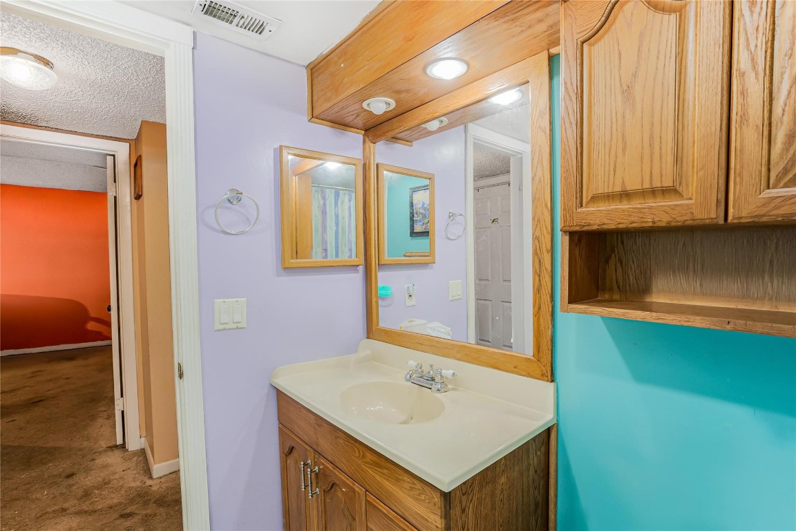 EVERGREEN LAKES - Residential