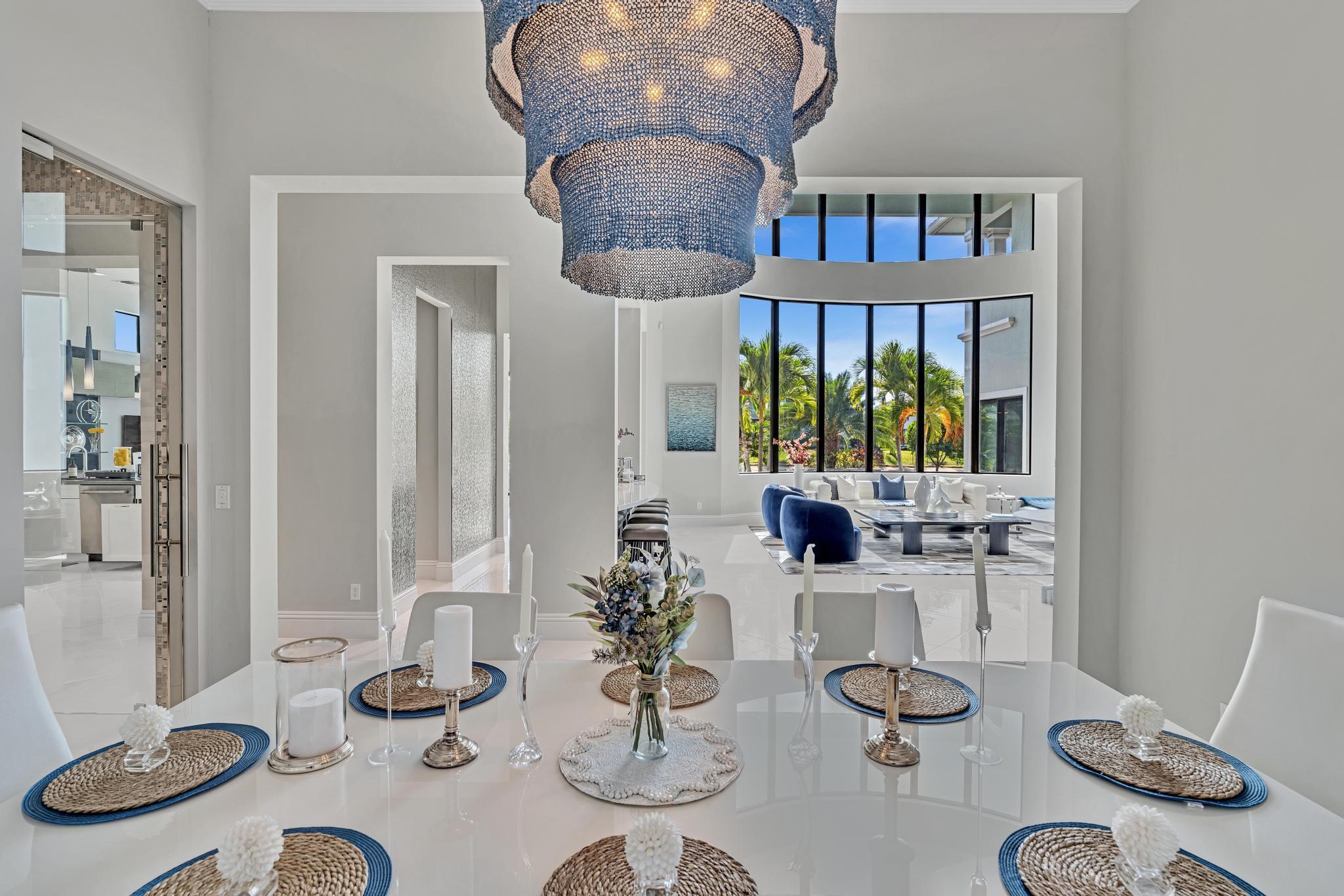 ROYAL PALM POLO - Residential