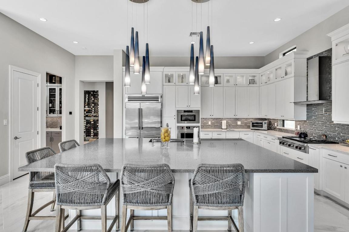 ROYAL PALM POLO - Residential