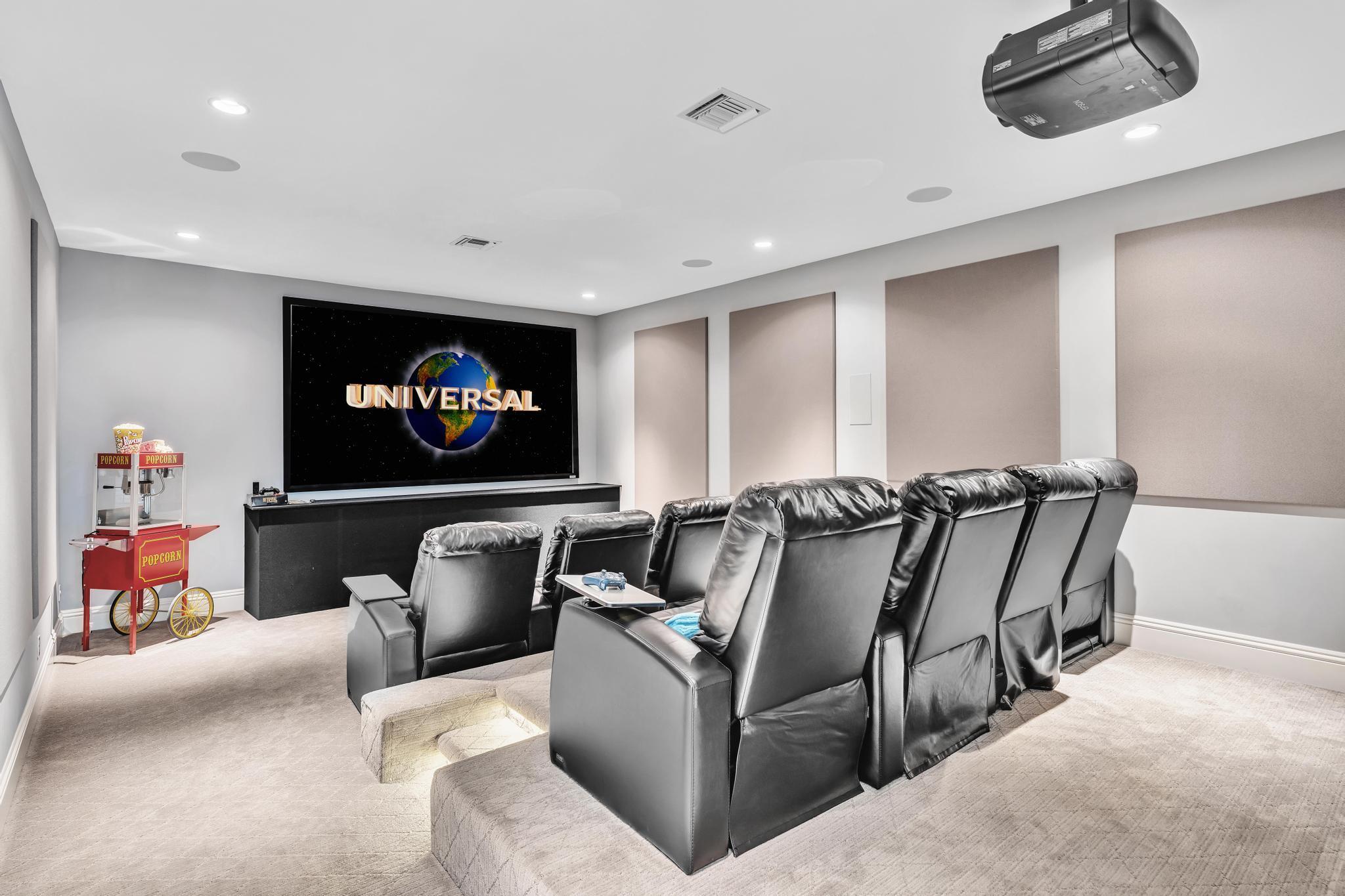 ROYAL PALM POLO - Residential