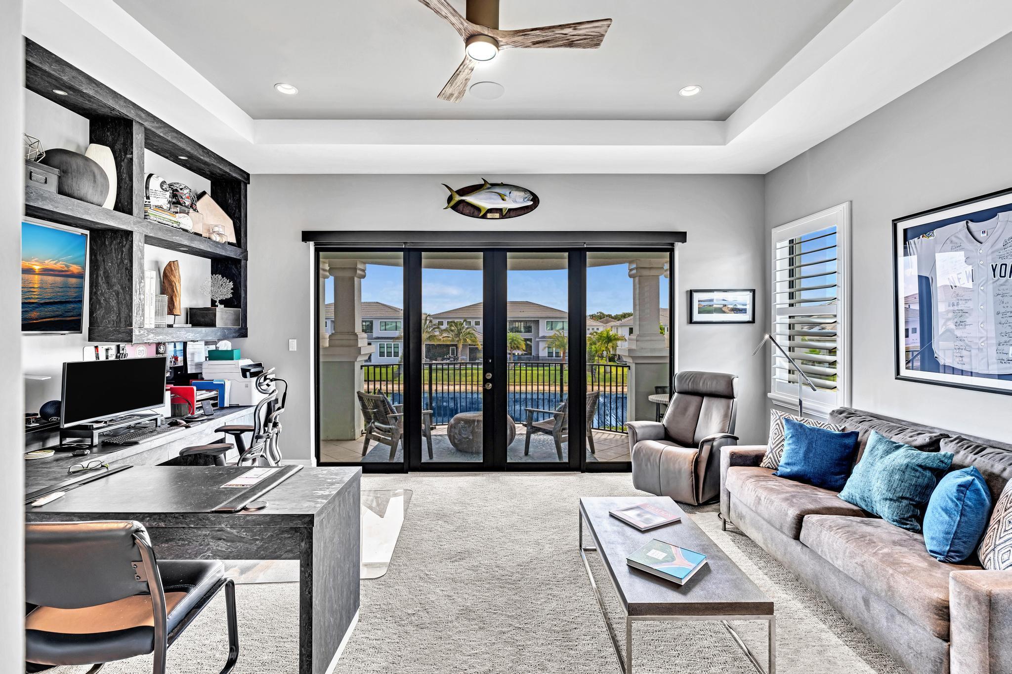 ROYAL PALM POLO - Residential