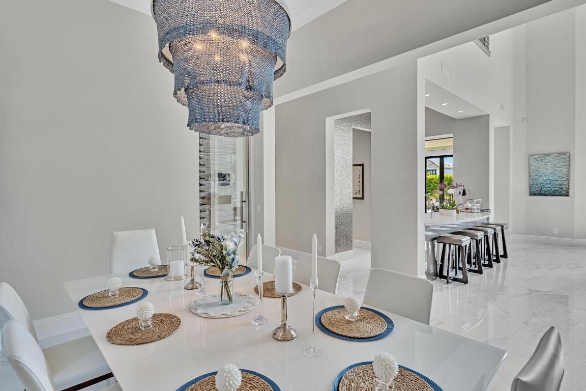 ROYAL PALM POLO - Residential