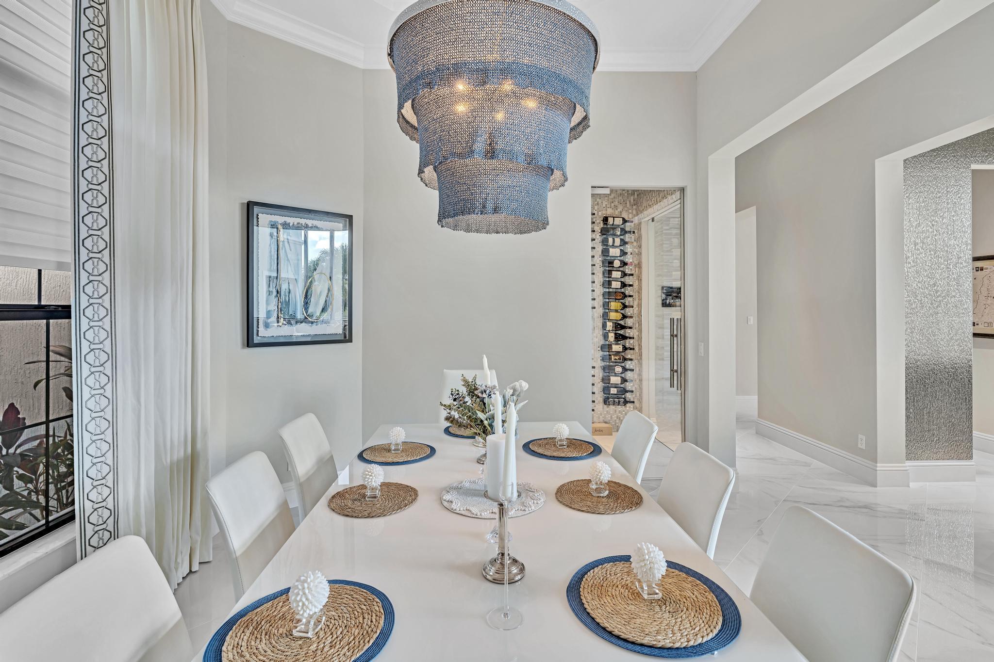 ROYAL PALM POLO - Residential