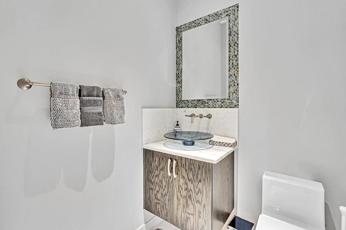 ROYAL PALM POLO - Residential