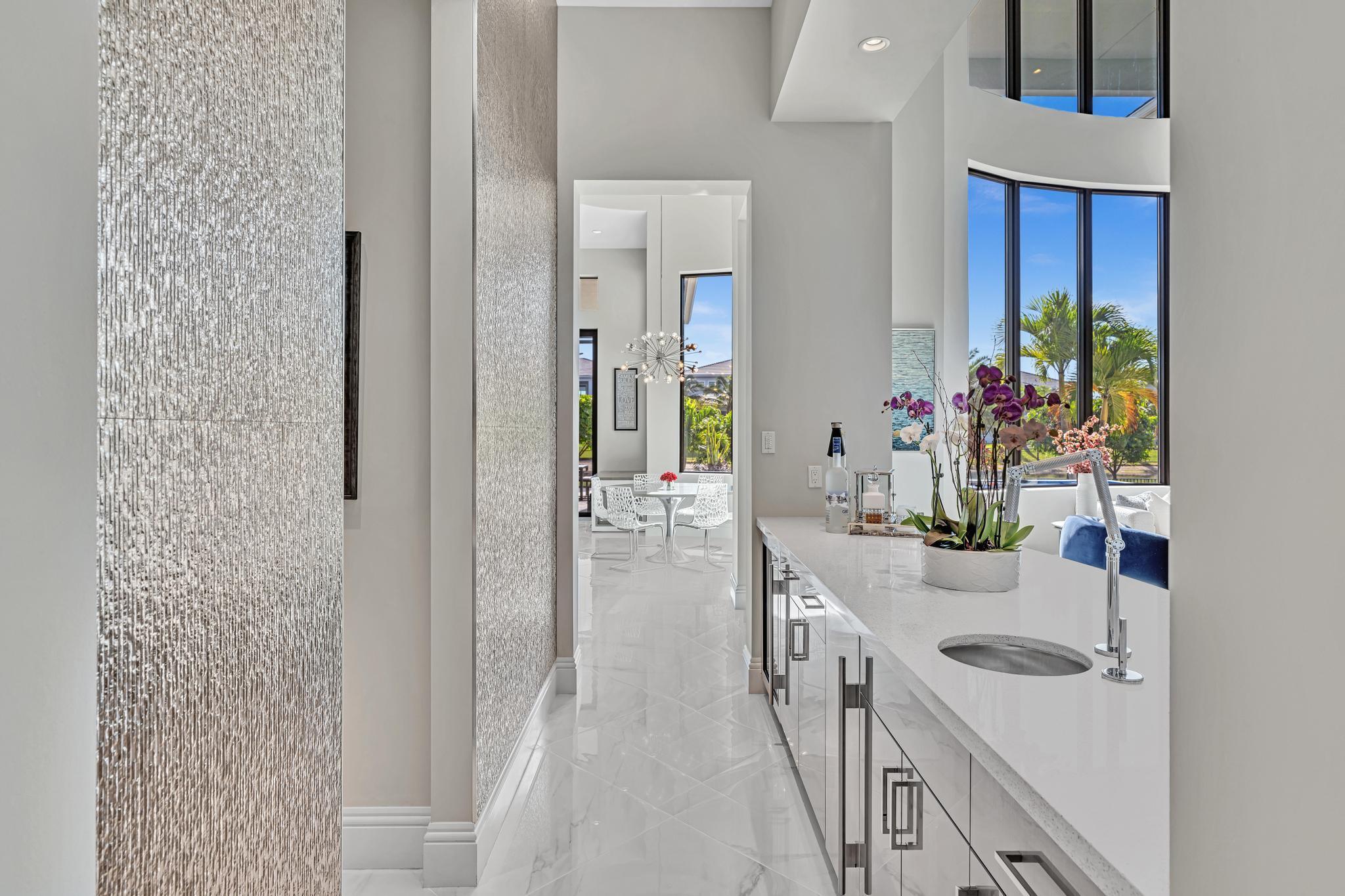 ROYAL PALM POLO - Residential