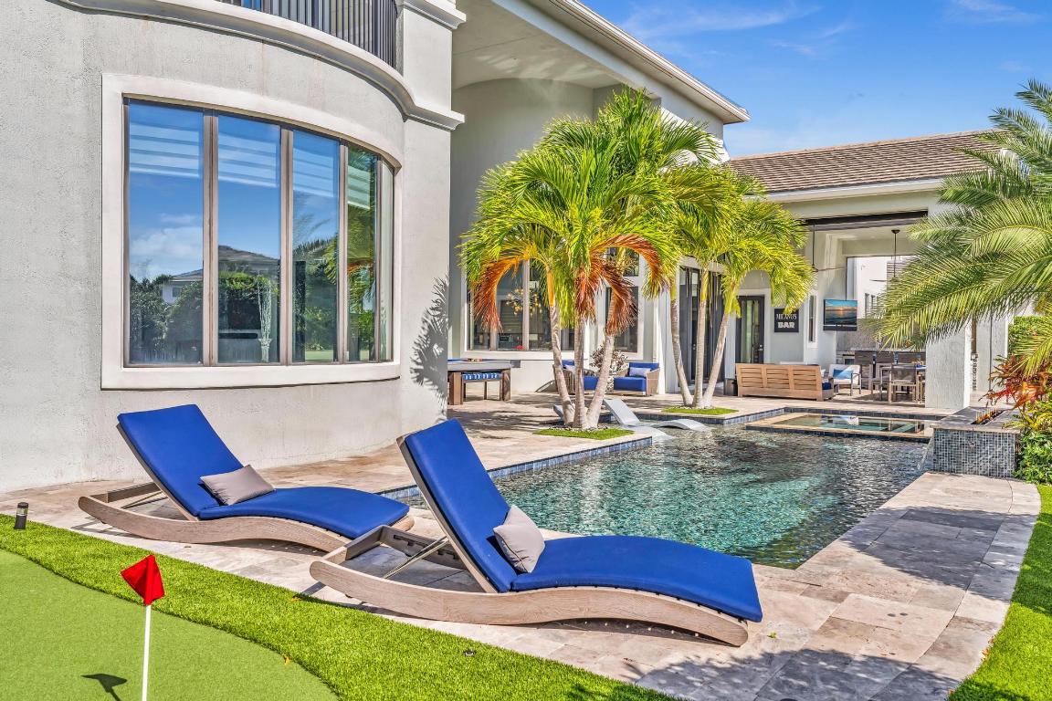 ROYAL PALM POLO - Residential