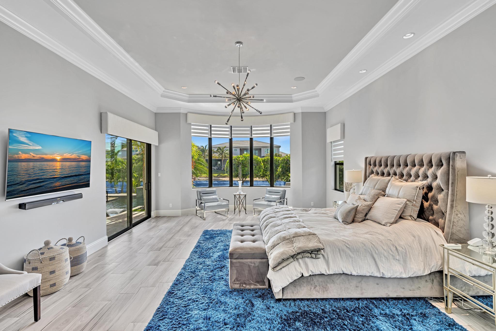 ROYAL PALM POLO - Residential