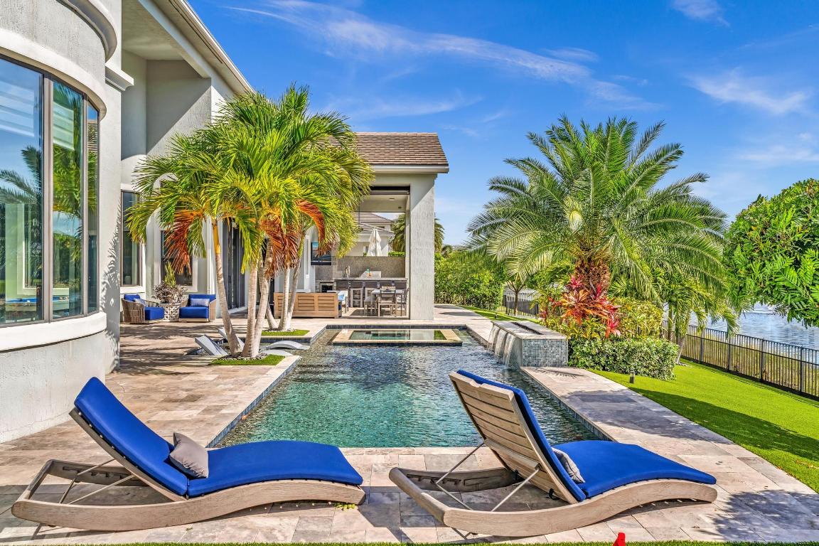 ROYAL PALM POLO - Residential