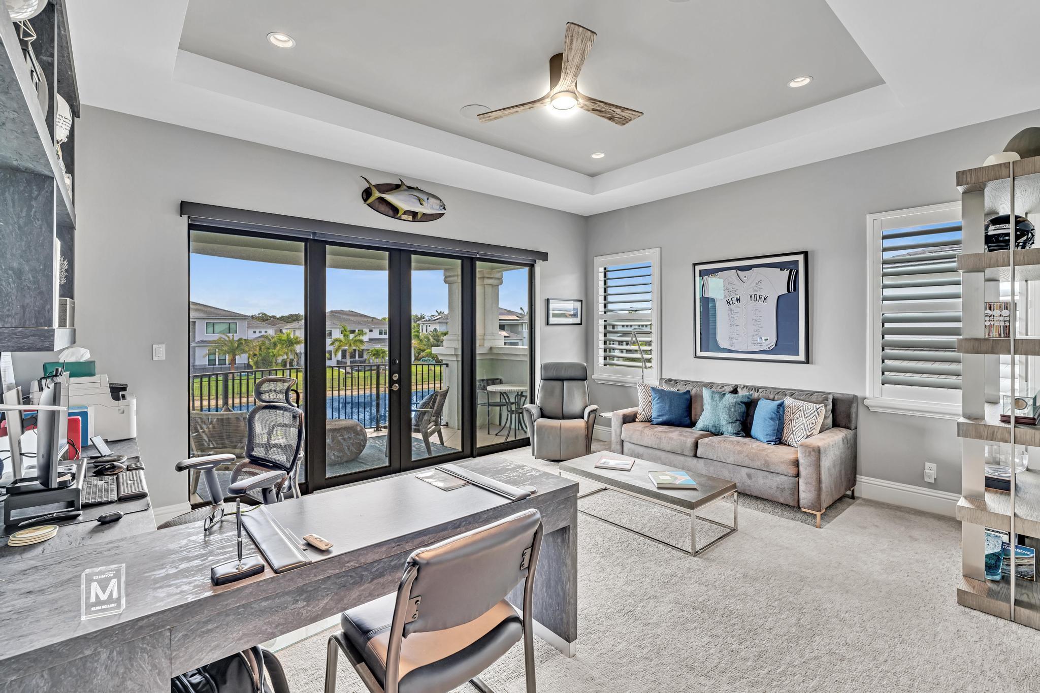 ROYAL PALM POLO - Residential