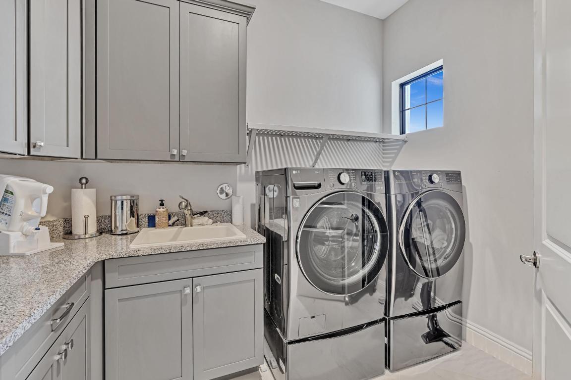 ROYAL PALM POLO - Residential