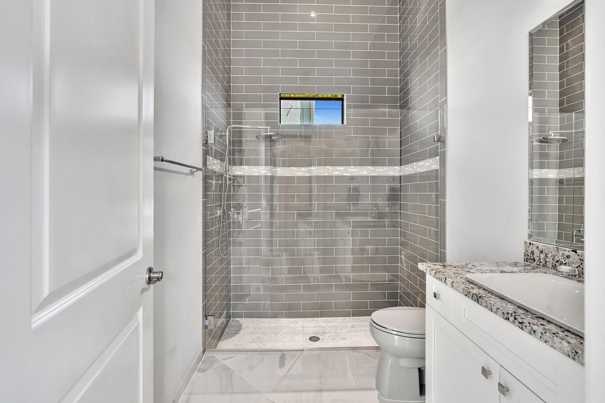 ROYAL PALM POLO - Residential